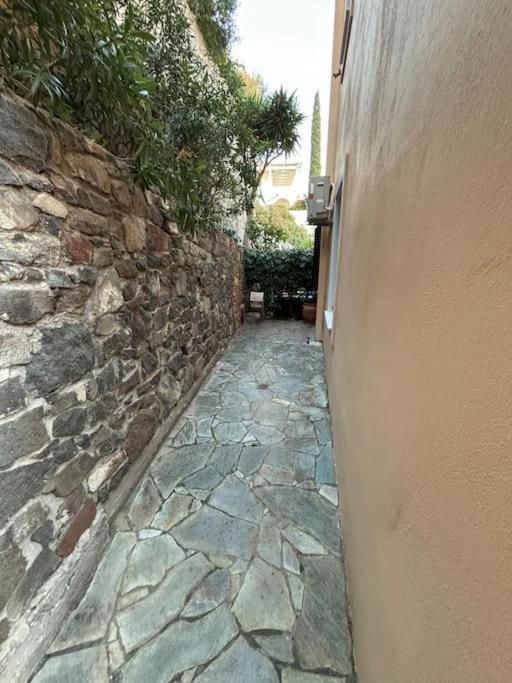 Appartement Avec Vue Aegina Bagian luar foto