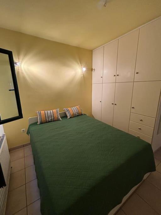 Appartement Avec Vue Aegina Bagian luar foto